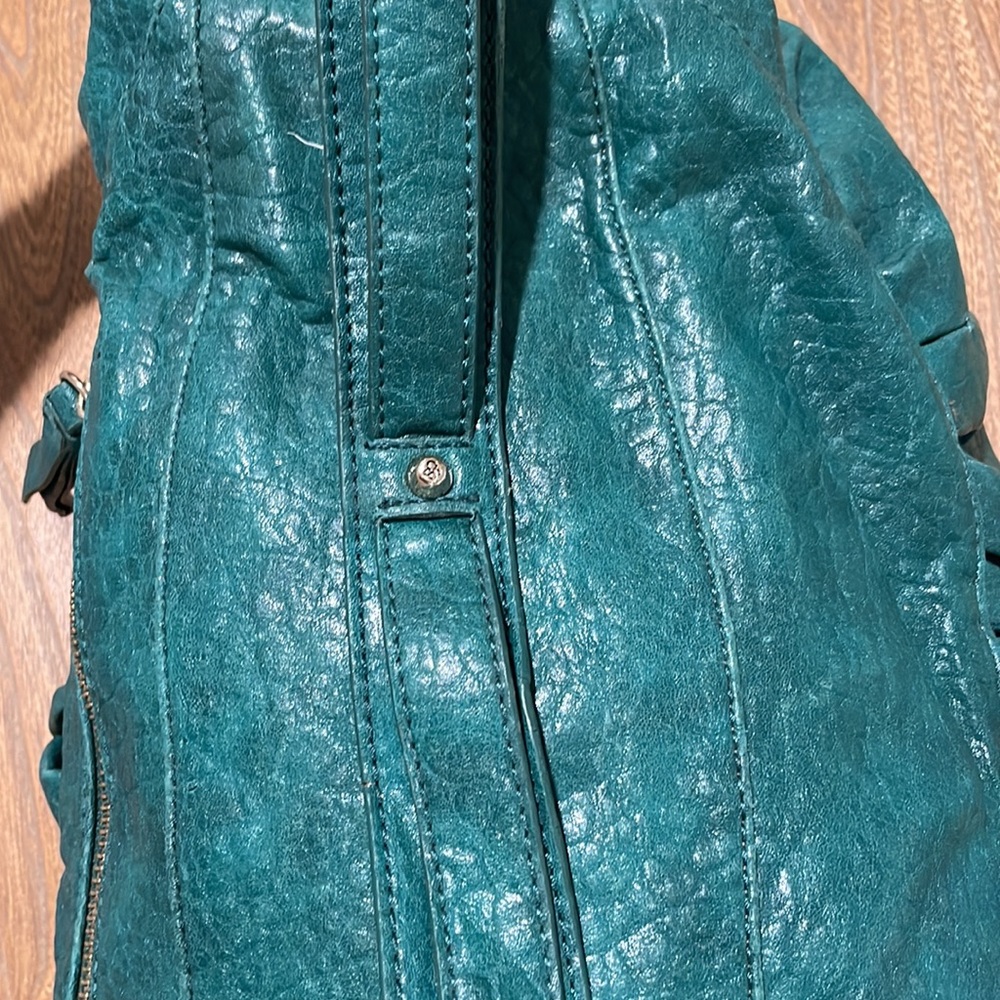 GUC Jessica Simpson®️ Teal Handbag 👜 - Picture 12 of 16